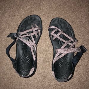 7 Chaco sandals NO SIGNS OF WEAR! NW/OT